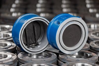 Клапан обратный (межфланцевый чугунный ) В Томске